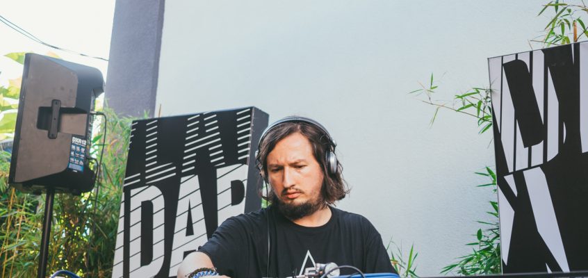 Петок после работа #3: Бургер, пиво и музика!