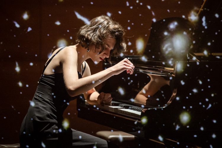 Ива Дамјановски: Од сопствената уметност барам да биде храбра и слободна