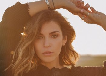 Лола Палмер: Длабоките звуци и хаус грувот секогаш ме излудуваат и сакам да им ја покажам на луѓето убавината во тоа!