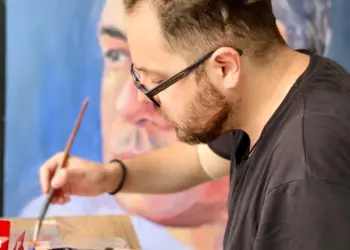 Изложба „Пукнатини/трансформација“ на Благојче Наумоски во македонскиот КИЦ во Истанбул