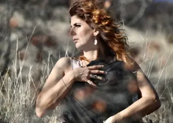 „Црно сонце“ од Ацо Шопов најава за првиот албум на „Ветрило“